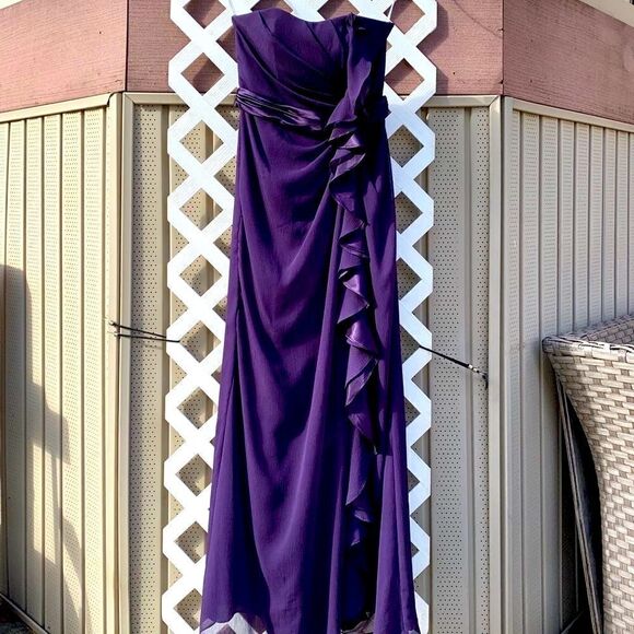 PLUM CHIFFON RUFFLE CASCADE SIZE 6 by DAVIDS BRIDAL EUC - Picture 2 of 7